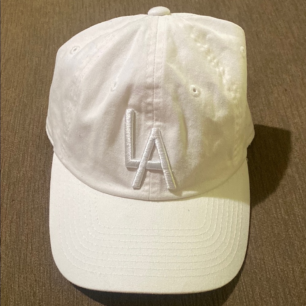 White LA Embroidered Cap